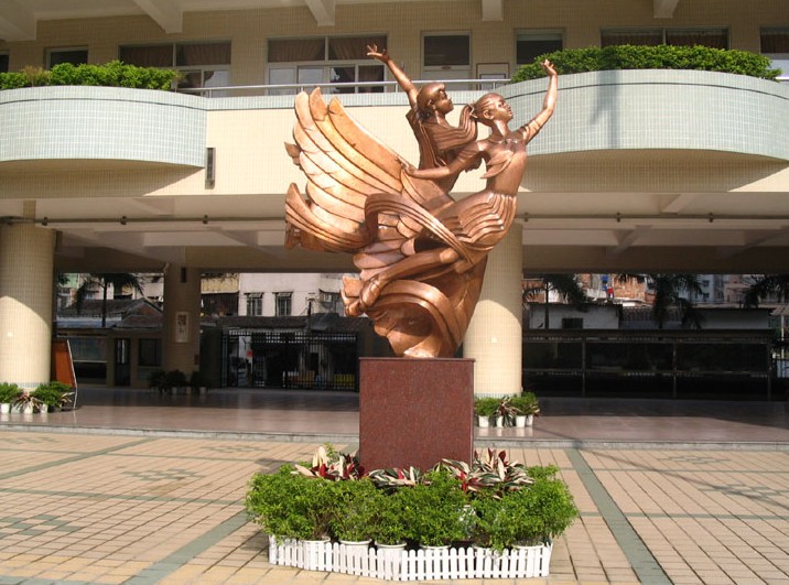 上海校園雕塑設計